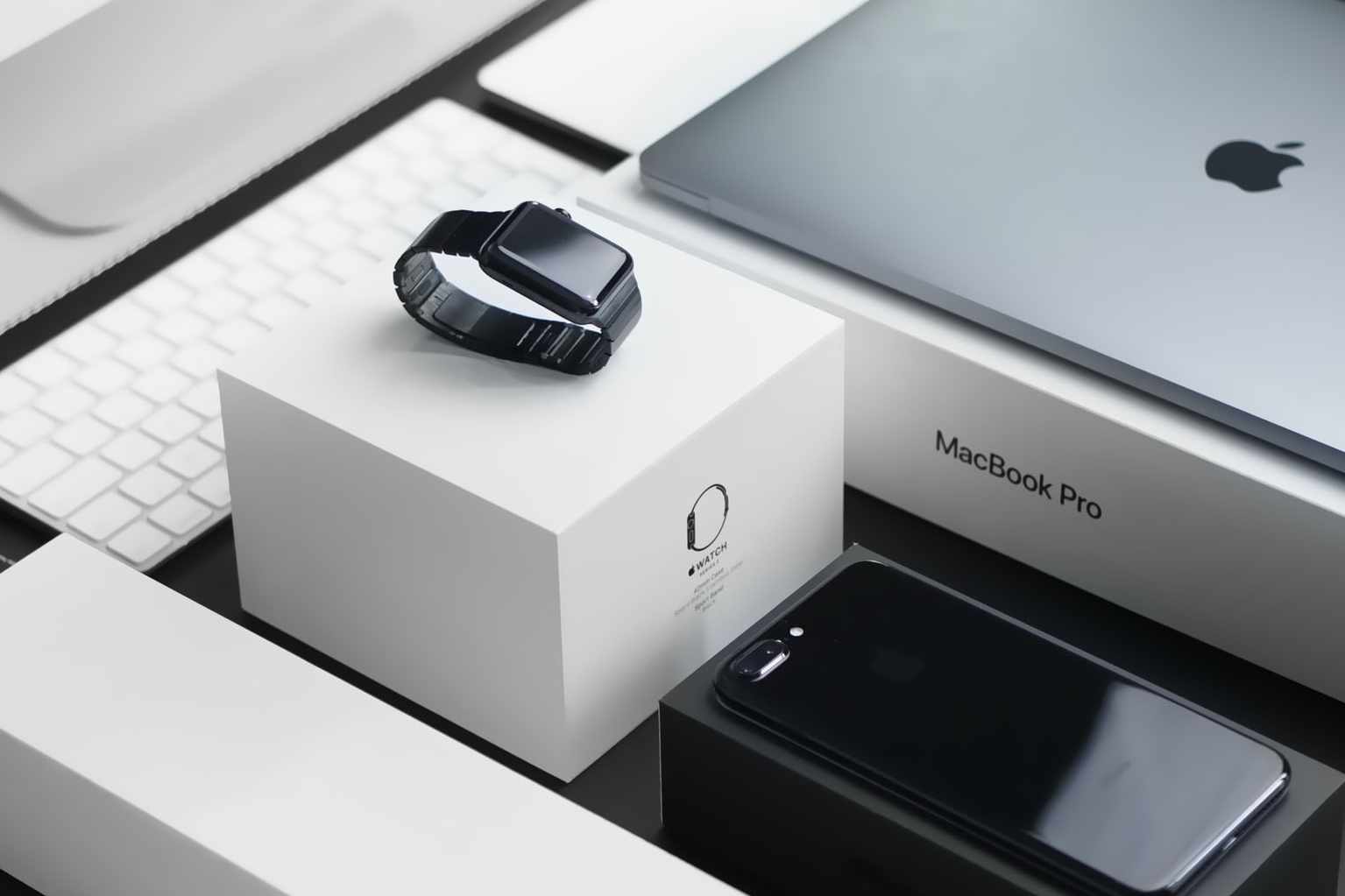 Primary Apple - Anker 3-in-1 Cube with MagSafe